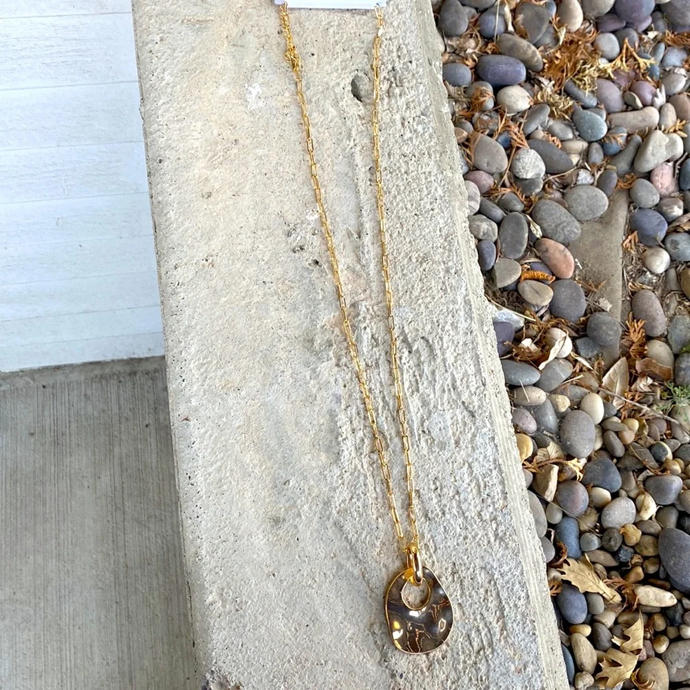 Women’s Boho Jewelry Set Necklace and Earrings - Picture 4 of 4